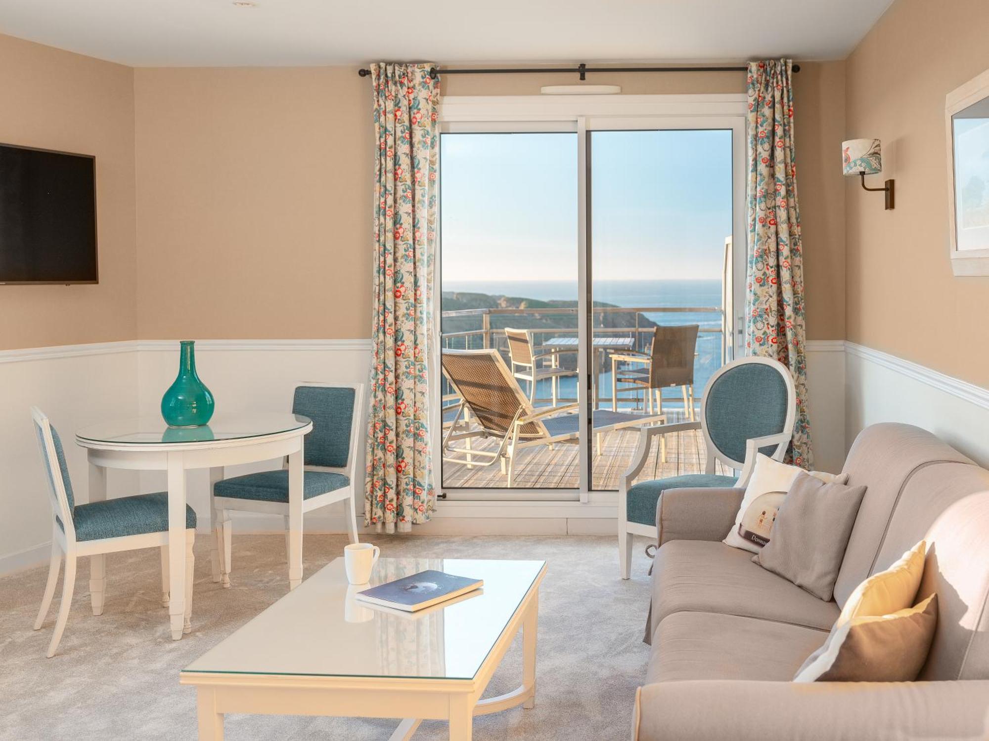 Castel Clara Thalasso & Spa Bangor Exteriör bild